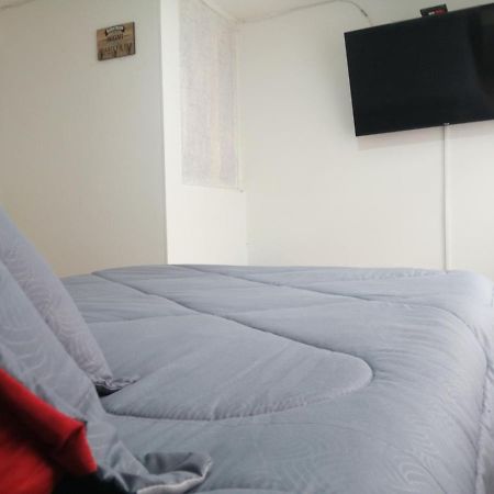 Habitacion Privada Cerca Al Aeropuerto Y Terminal Bogota Luaran gambar