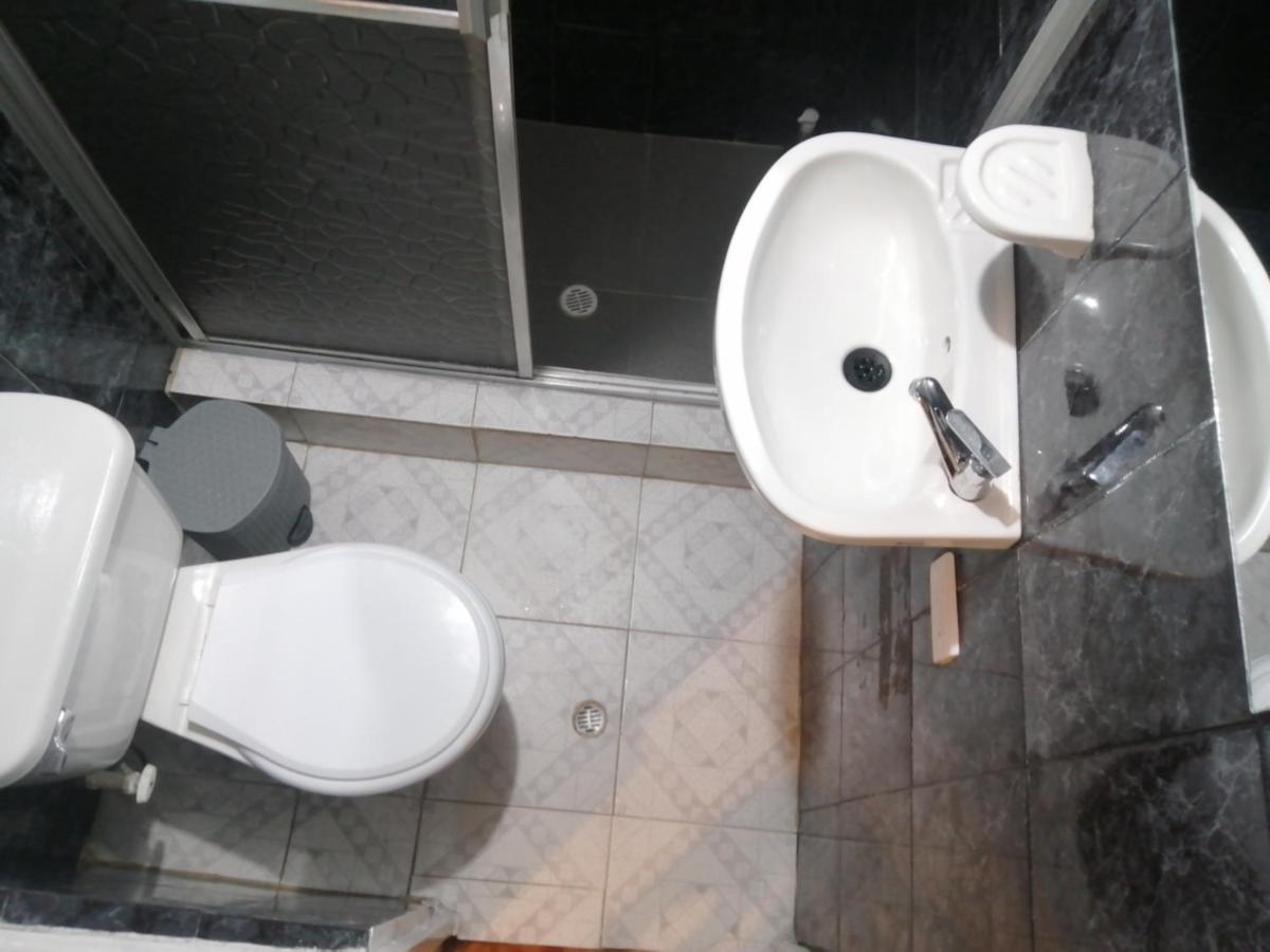 Habitacion Privada Cerca Al Aeropuerto Y Terminal Bogota Luaran gambar